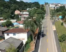 Prefeitura entrega obra de pavimentação histórica no São Carlos 