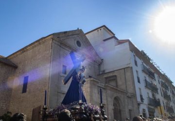 Abril mais seco da história leva espanhóis às ruas para orar por chuva e pelas oliveiras