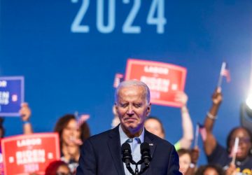 Biden começa campanha por reeleição em comício sindical na Pensilvânia