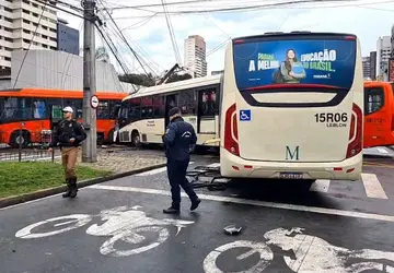 Grave Acidente de Ônibus em Curitiba Deixa Mais de 40 Feridos