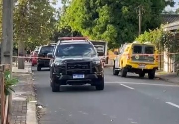 Policial militar morto e outro preso após confronto com a própria corporação estavam em casa com mais de 450 kg de maconha, diz PM