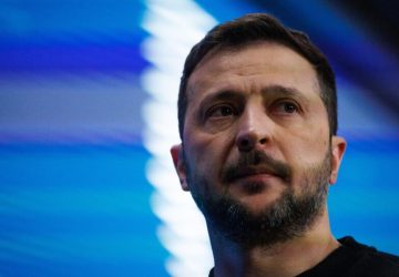 Em apoio a Zelensky, Reino Unido assina acordo para empréstimo de US$ 2,8 bilhões à Ucrânia