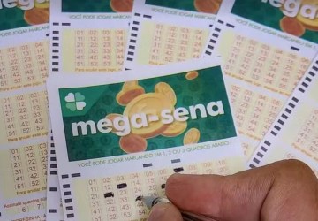 Mega-Sena: bolão do Paraná acerta cinco números e fatura R$ 57 mil; veja cidade premiada