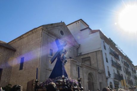 Abril mais seco da história leva espanhóis às ruas para orar por chuva e pelas oliveiras