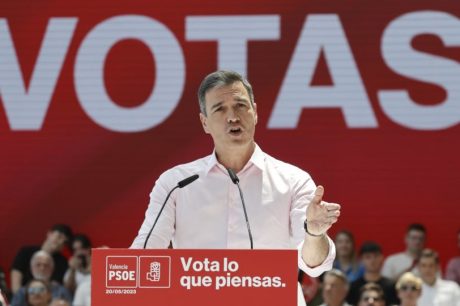 Esquerdista Sánchez pede mobilização para impedir que 