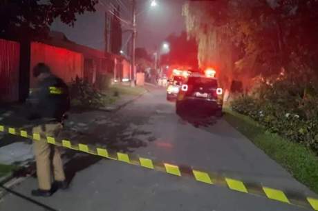 Rapaz é encontrado morto com tiros no rosto no bairro Cajuru, em Curitiba