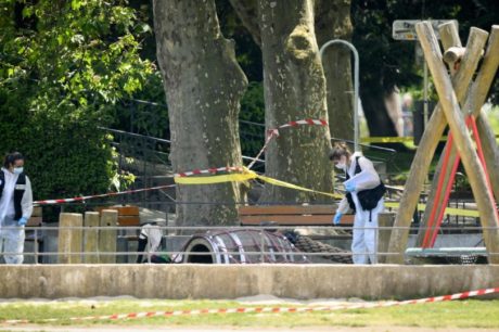 Ataque com faca na França deixa 4 crianças gravemente feridas