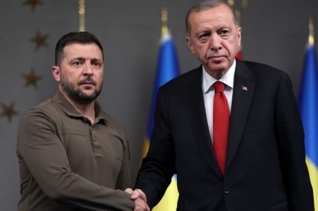 Erdogan diz a Zelensky que Ucrânia 