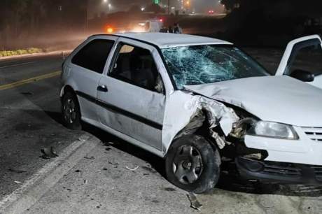 Acidente fatal na Rodovia dos Minérios tira a vida de dois jovens em Rio Branco do Sul