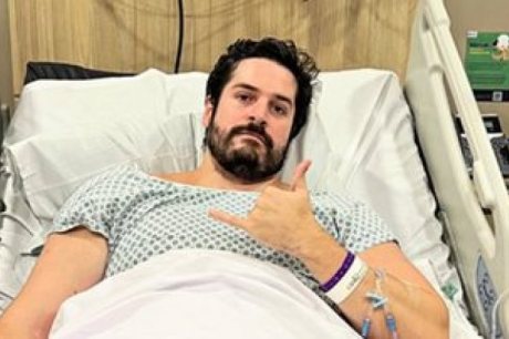 Influenciador João Faria revela luta contra tumor