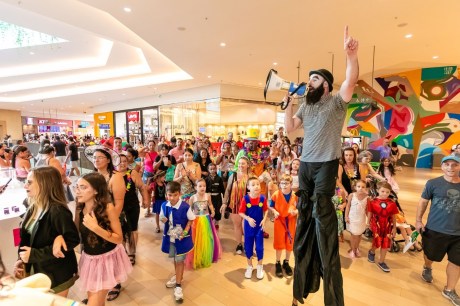 Bloco do Jotapê anima o Carnaval do Jockey Plaza Shopping