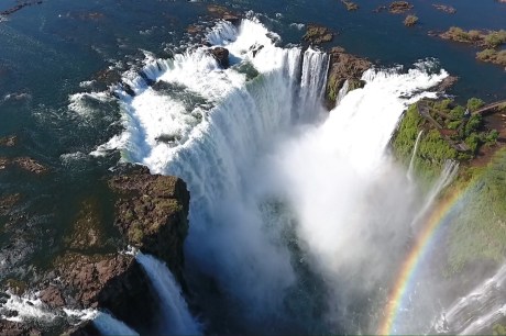 Hotel de luxo e quase 2 milhões de turistas por ano nas Cataratas do Iguaçu: como é a área disputada na Justiça pelo Paraná e a União